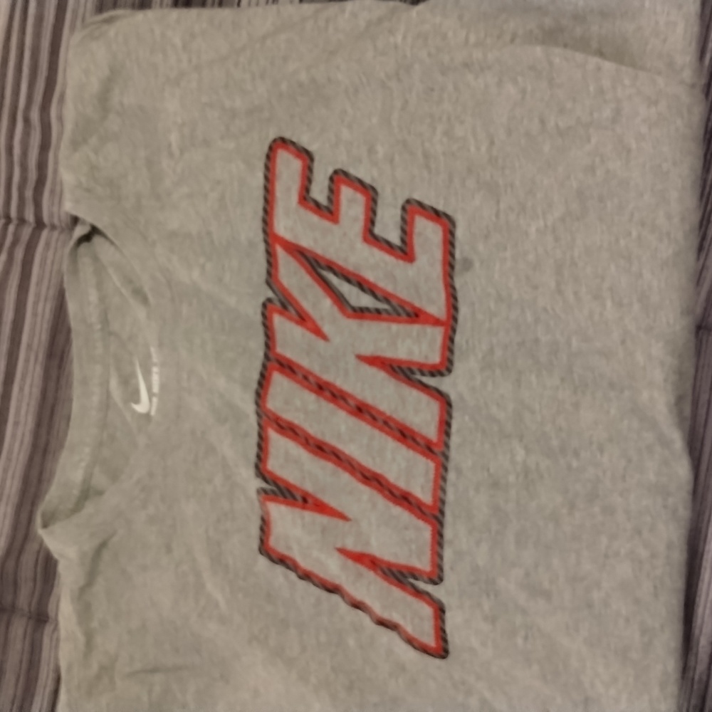 Men's Nike tee long sleeve
